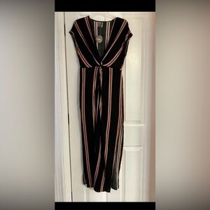 New Lulu’s Long Beach Dress - Cover Up (Med)